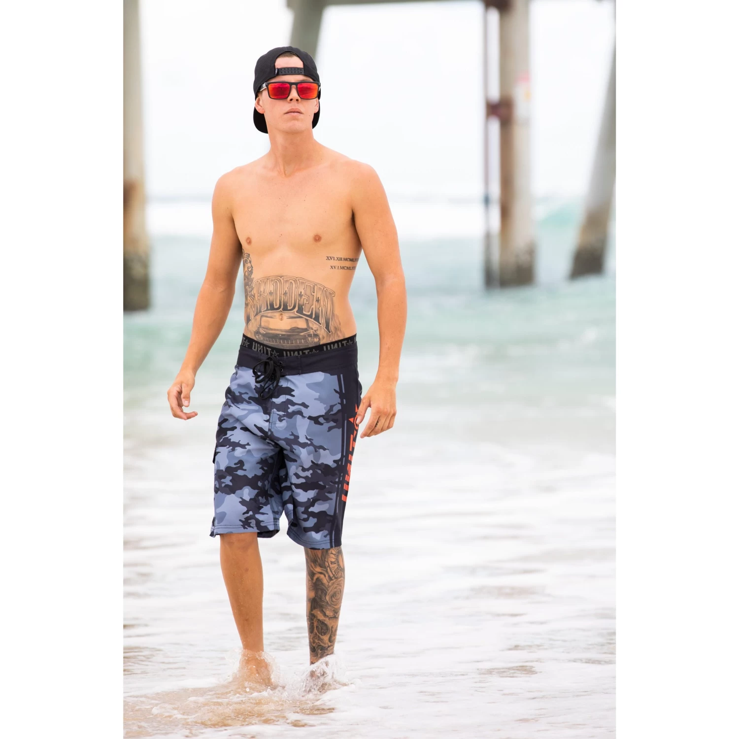 UNIT Primer Sunglasses - Matte Black White Polarised 7 UNIT Primer Sunglasses - Matte Black White Polarised - Image 5