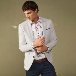 Connor Mayfield Slim Blazer