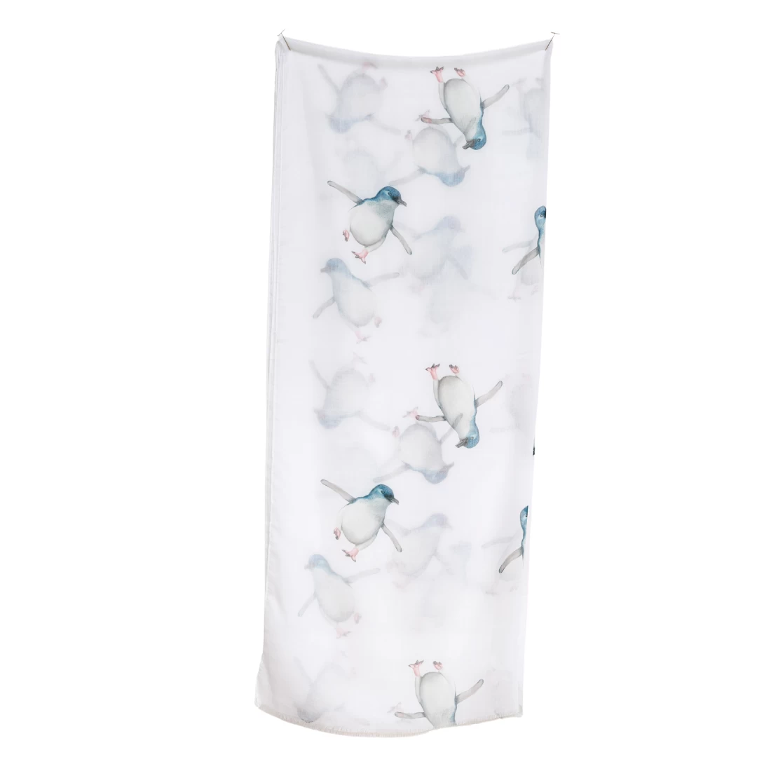Taylor Hill Scarf Penguin Gift Enveloped 6 Taylor Hill Scarf Penguin Gift Enveloped - Image 4