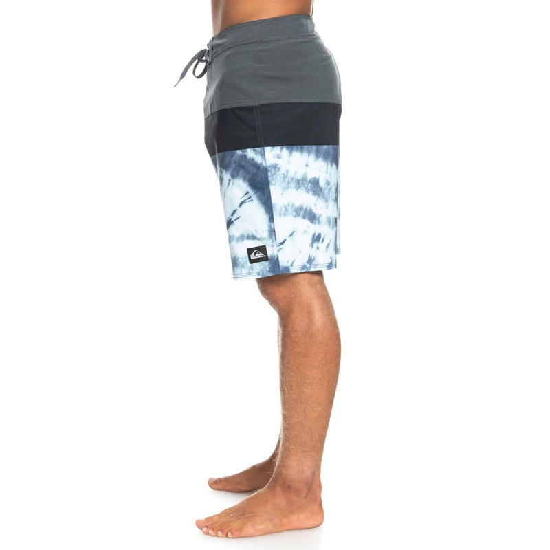 Quiksilver Surf Silk Panel Boardie Mens 5 Quiksilver Surf Silk Panel Boardie Mens - Image 3